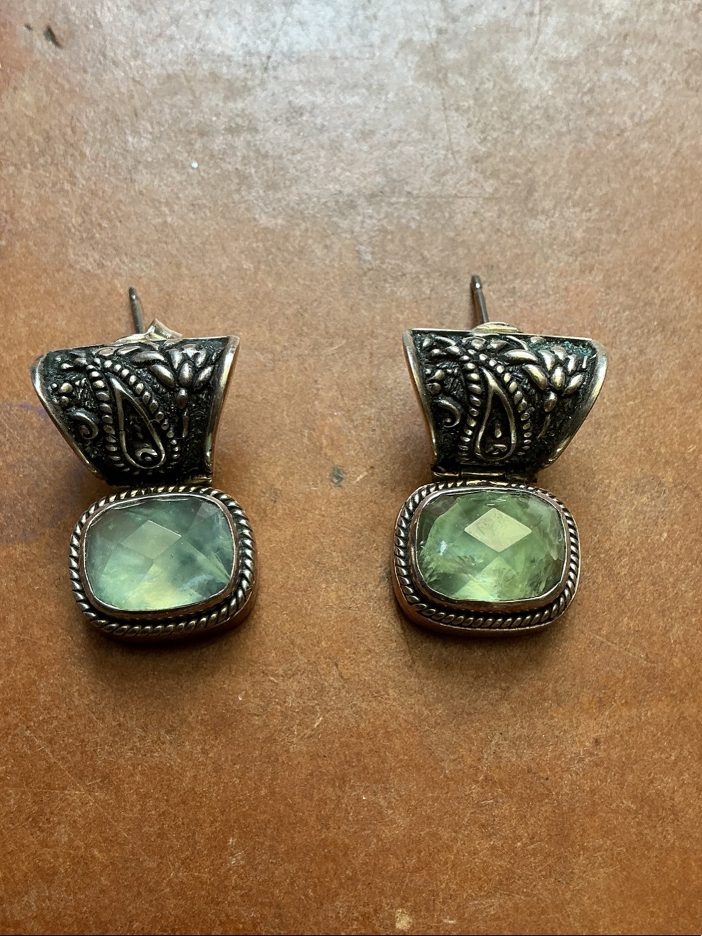 Lori Bonn Sterling Silver and Peridot Necklace and Earring Set - Picture 3 of 7